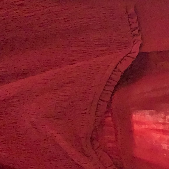 Torrid red blouse with smocking size 4 - Picture 6 of 7